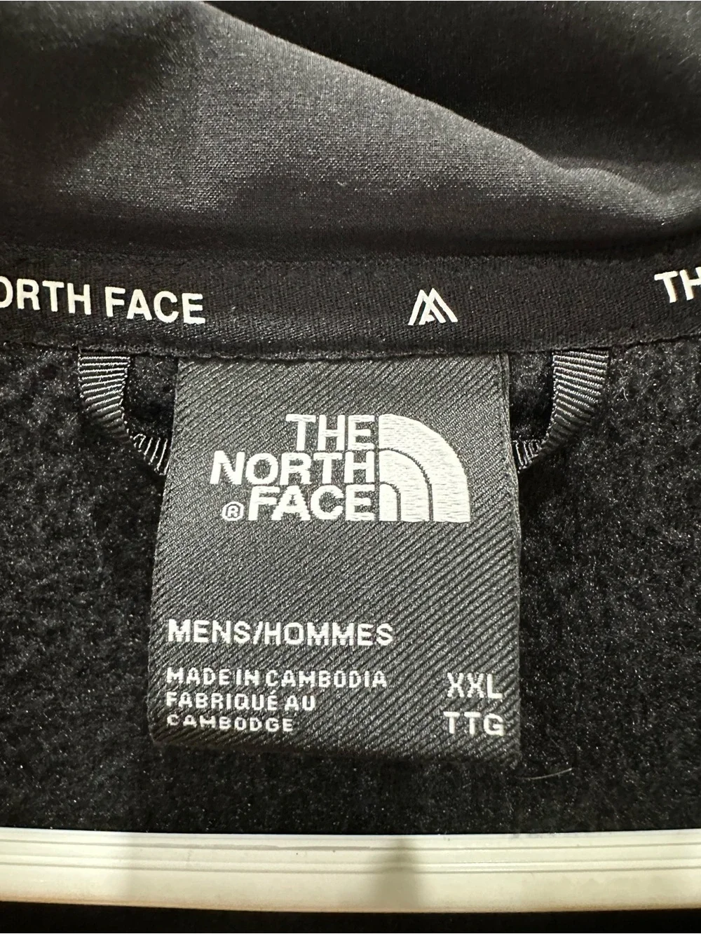 The North Face Mountain Athletics Hooded Jacket with Chest Zip Pocket XXL